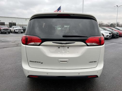 2020 Chrysler Pacifica Limited