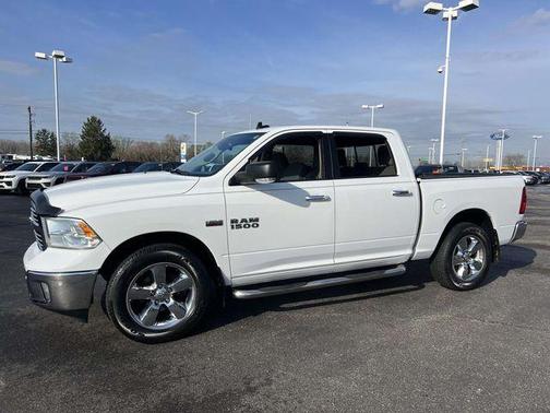 Bright White Clearcoat 2016 RAM 1500 Big Horn