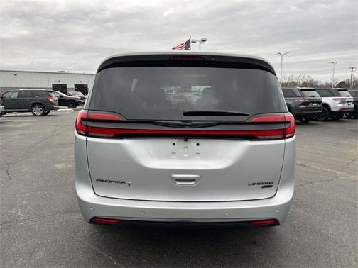 2026 Chrysler Pacifica Limited