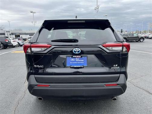 2024 Toyota RAV4 Hybrid LE