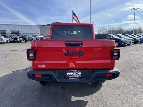 2025 Jeep Gladiator Sport