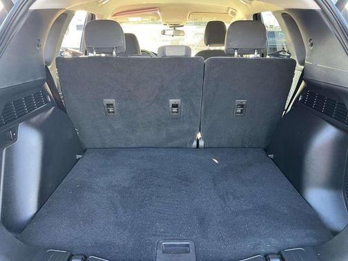 Carbonized Gray Metallic 2022 Ford Escape SE