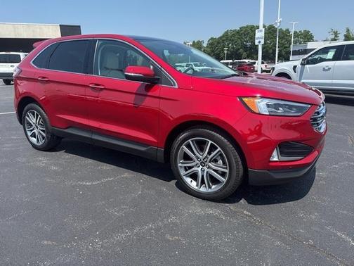 2023 Ford Edge Titanium