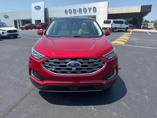 2023 Ford Edge Titanium