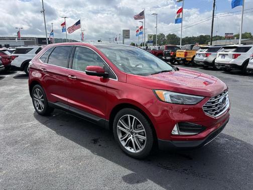 2023 Ford Edge Titanium