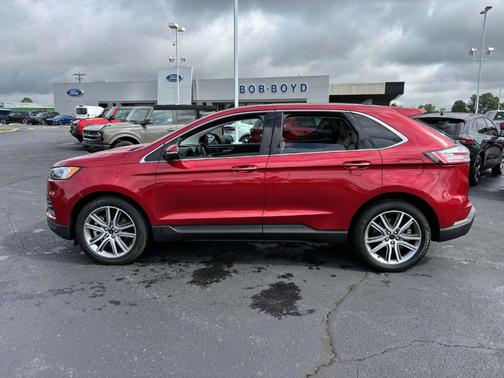 2023 Ford Edge Titanium