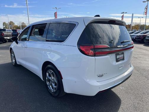 2024 Chrysler Pacifica Limited