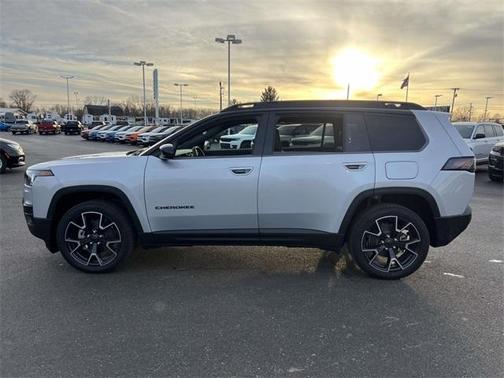 2026 Jeep Cherokee Overland