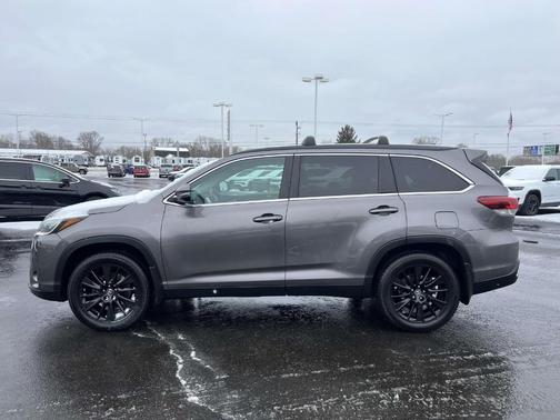 2019 Toyota Highlander 