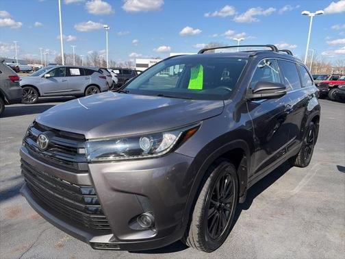2019 Toyota Highlander 