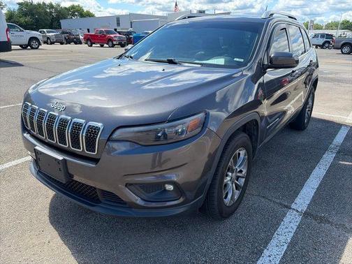 Granite Crystal Clearcoat Metallic 2019 Jeep Cherokee Latitude Plus