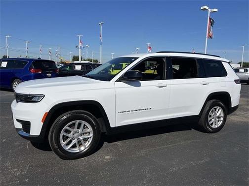 2023 Jeep Grand Cherokee L Laredo