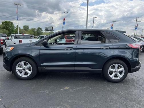 2024 Ford Edge SE