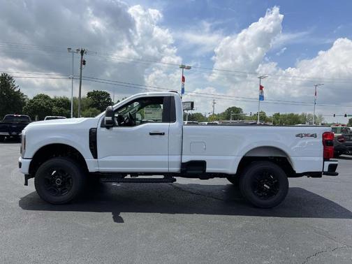 2025 Ford F-250 XL