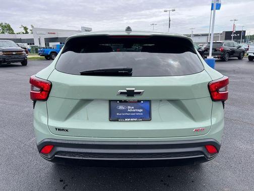 Green 2024 Chevrolet Trax 1RS