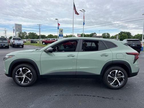 Green 2024 Chevrolet Trax 1RS