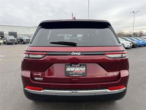 2026 Jeep Grand Cherokee Laredo