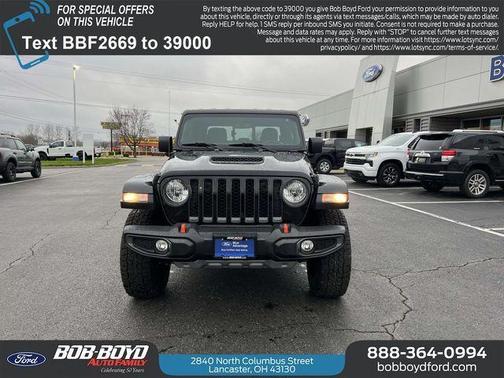 Black Clearcoat 2022 Jeep Gladiator Mojave