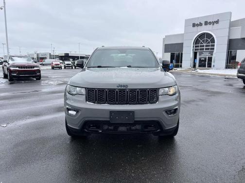 2019 Jeep Grand Cherokee Laredo