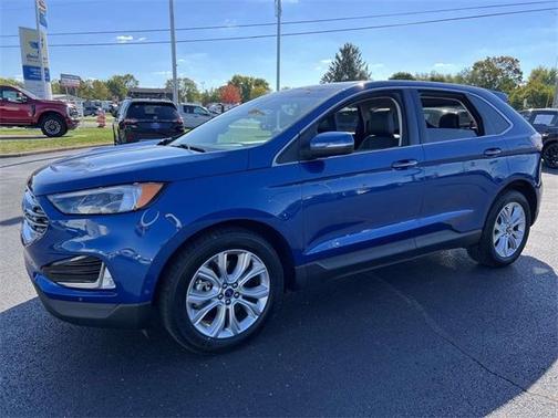 2020 Ford Edge Titanium