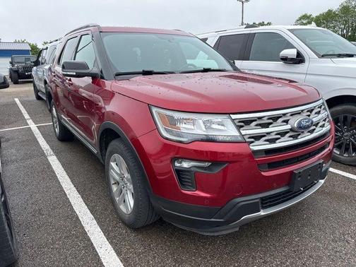 Ruby Red Metallic 2018 Ford Explorer XLT