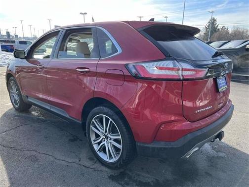 2023 Ford Edge Titanium