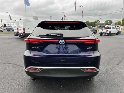 2023 Toyota Venza XLE