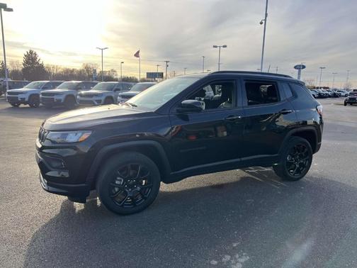 2022 Jeep Compass Altitude