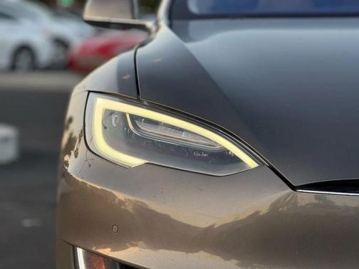 2016 Tesla Model S 75