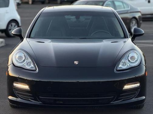 2011 Porsche Panamera 4