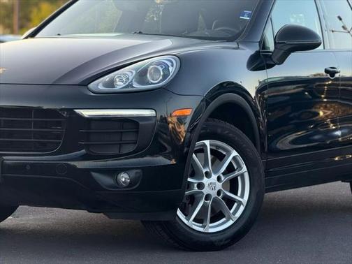 2016 Porsche Cayenne Base