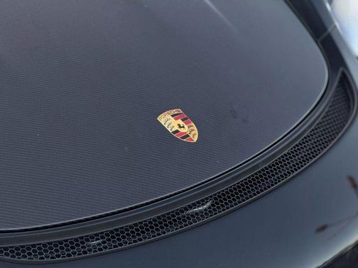 2023 Porsche 718 Cayman GT4 RS