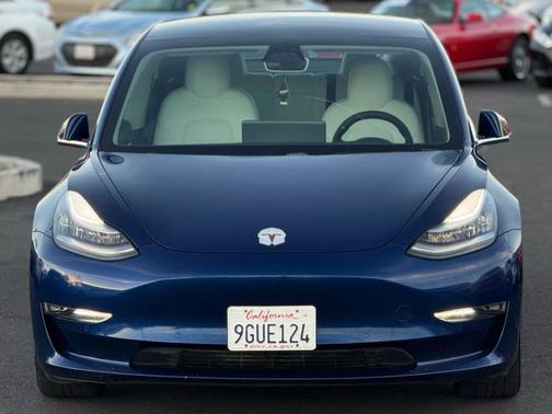 2019 Tesla Model 3 Standard Range Plus