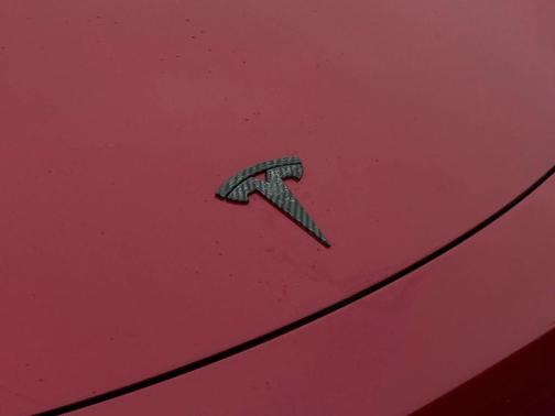 2021 Tesla Model Y Long Range Sport Utility 4D