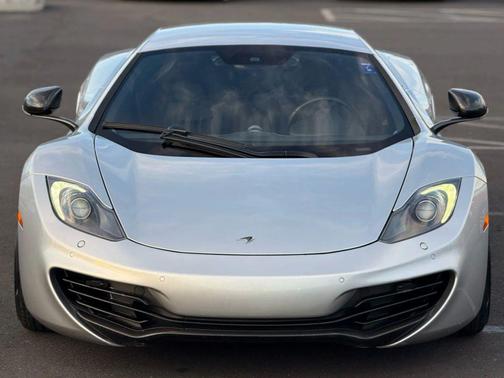 2012 McLaren MP4-12C Base