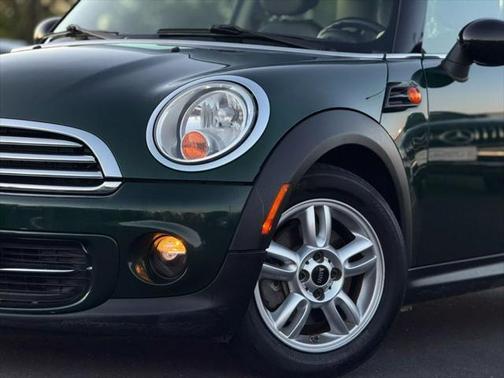 2011 MINI Cooper Base