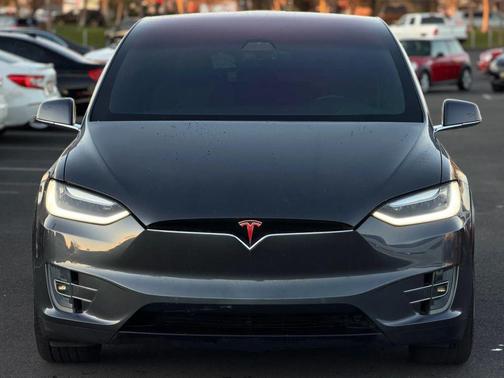 2017 Tesla Model X 75D