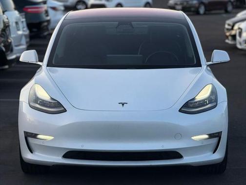 2019 Tesla Model 3 Mid Range