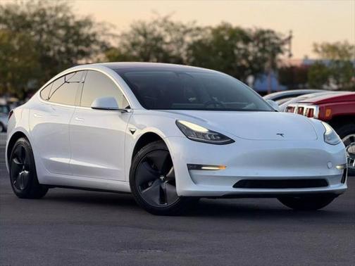 2019 Tesla Model 3 Mid Range