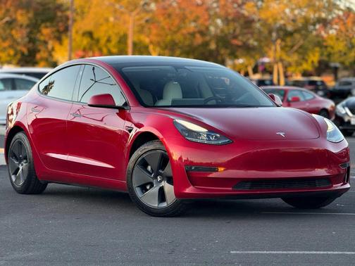 2023 Tesla Model 3 Standard Range