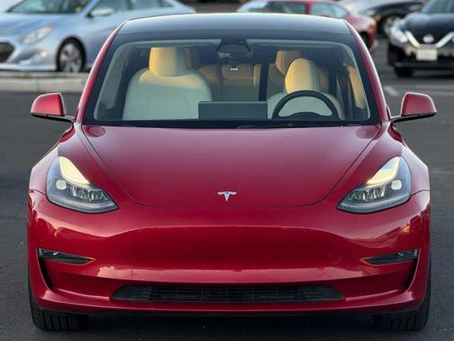 2023 Tesla Model 3 Standard Range