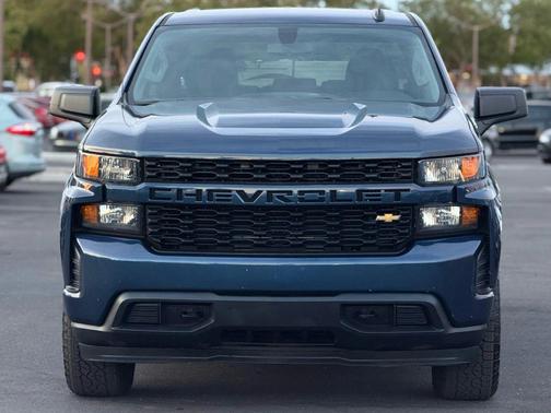 2020 Chevrolet Silverado 1500 Custom