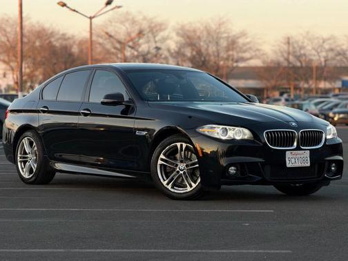 2016 BMW 528 528i Sedan 4D