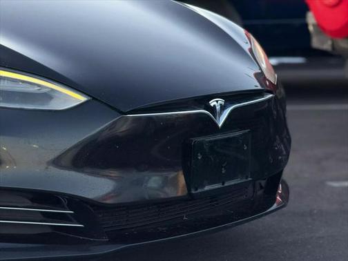 2018 Tesla Model S 75D
