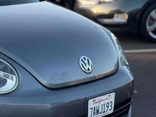 2012 Volkswagen Beetle 2.5L