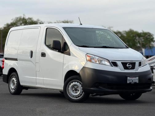 2019 Nissan NV200 S