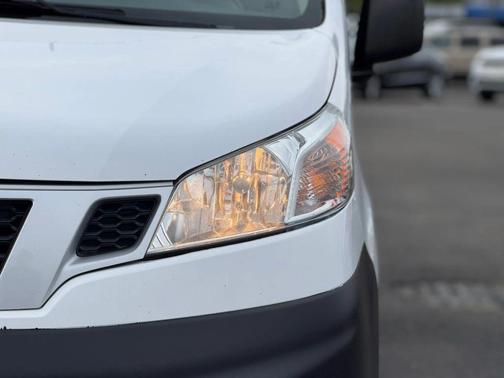 2019 Nissan NV200 S