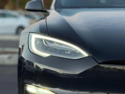 2021 Tesla Model S Long Range