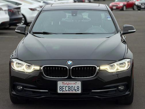 2018 BMW 330 xDrive