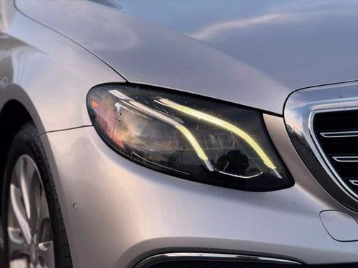 2017 Mercedes-Benz E-Class E 300 Sedan 4D